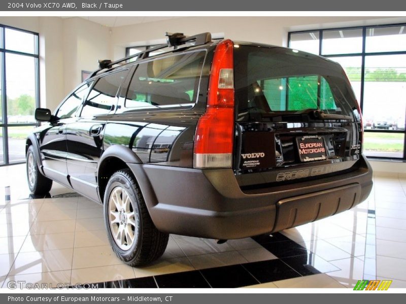 Black / Taupe 2004 Volvo XC70 AWD