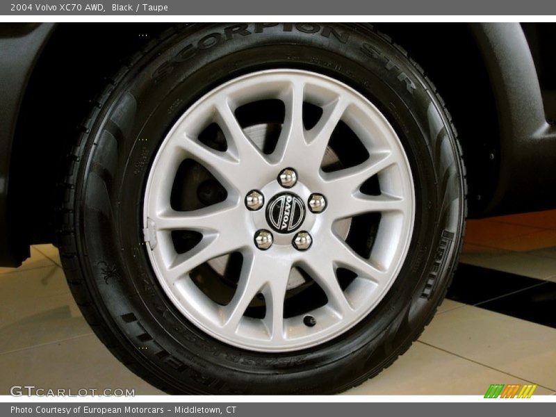 Black / Taupe 2004 Volvo XC70 AWD