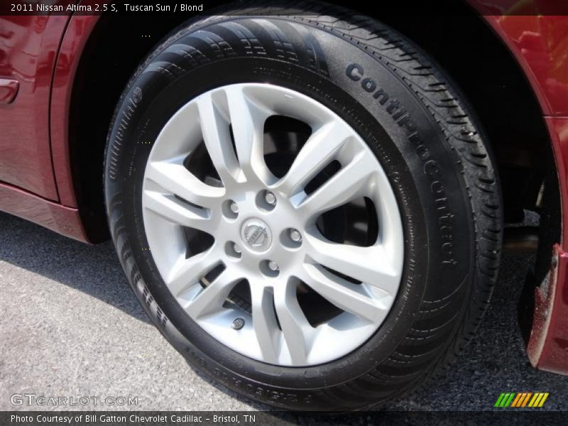 Tuscan Sun / Blond 2011 Nissan Altima 2.5 S