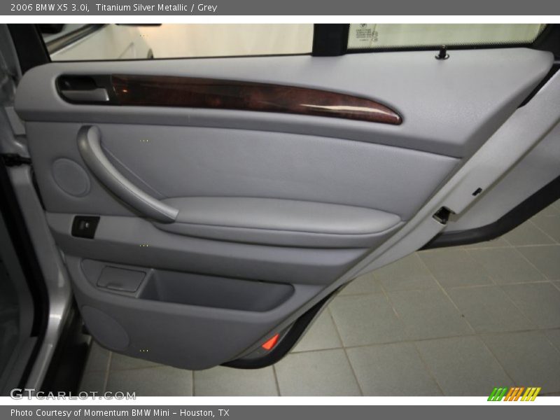 Titanium Silver Metallic / Grey 2006 BMW X5 3.0i