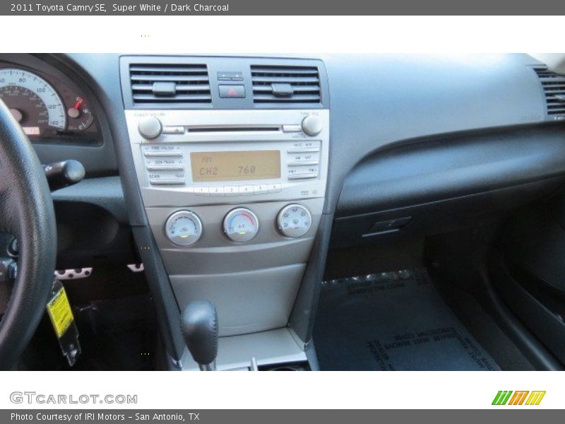 Super White / Dark Charcoal 2011 Toyota Camry SE
