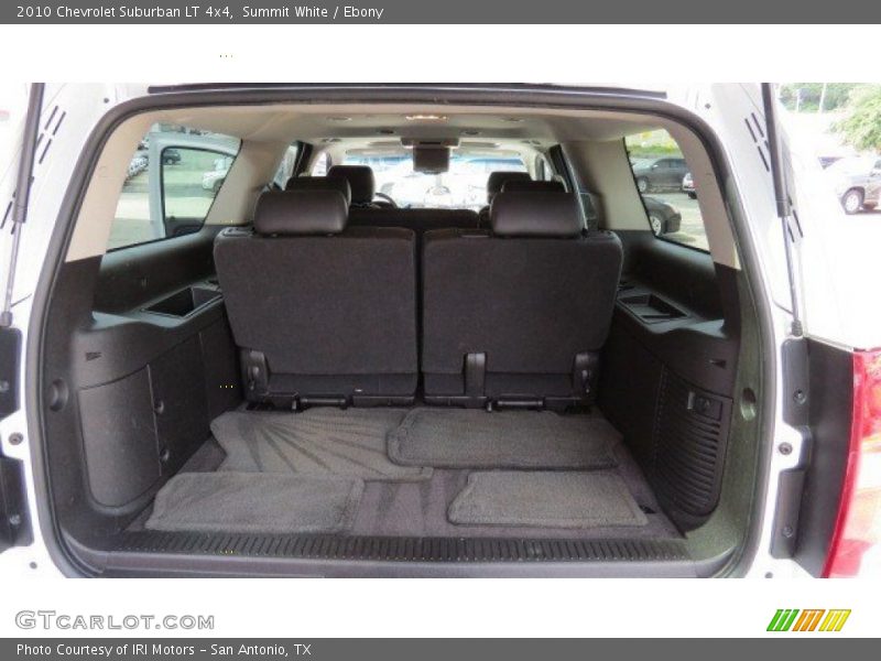 Summit White / Ebony 2010 Chevrolet Suburban LT 4x4
