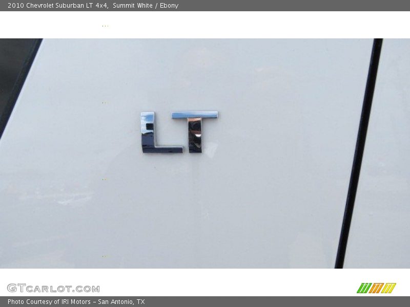 Summit White / Ebony 2010 Chevrolet Suburban LT 4x4