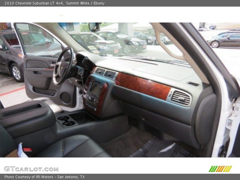 Summit White / Ebony 2010 Chevrolet Suburban LT 4x4