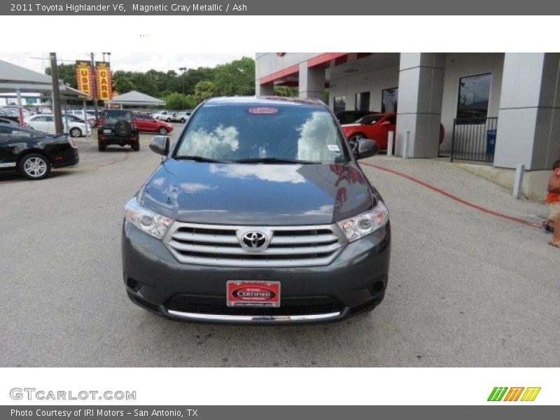 Magnetic Gray Metallic / Ash 2011 Toyota Highlander V6