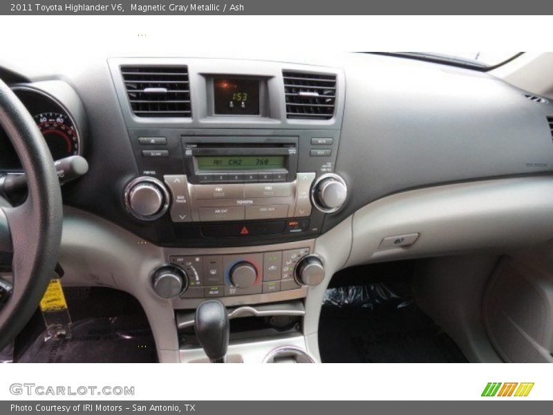 Magnetic Gray Metallic / Ash 2011 Toyota Highlander V6