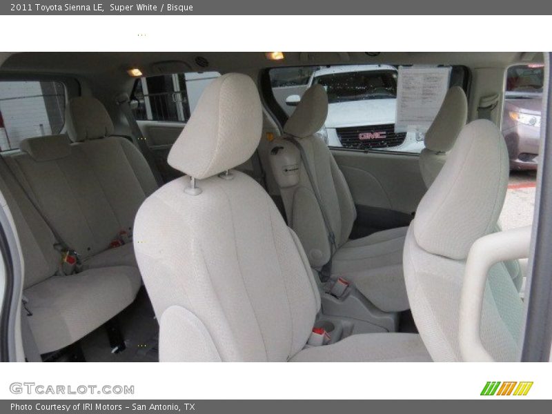 Super White / Bisque 2011 Toyota Sienna LE