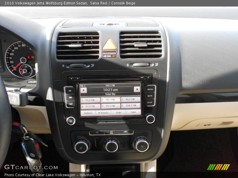 Salsa Red / Cornsilk Beige 2010 Volkswagen Jetta Wolfsburg Edition Sedan