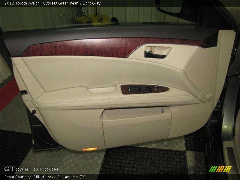 Cypress Green Pearl / Light Gray 2012 Toyota Avalon