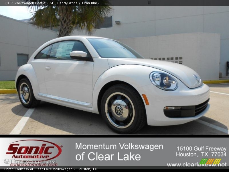 Candy White / Titan Black 2012 Volkswagen Beetle 2.5L