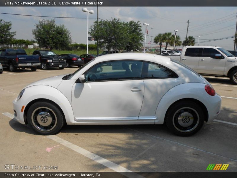 Candy White / Titan Black 2012 Volkswagen Beetle 2.5L