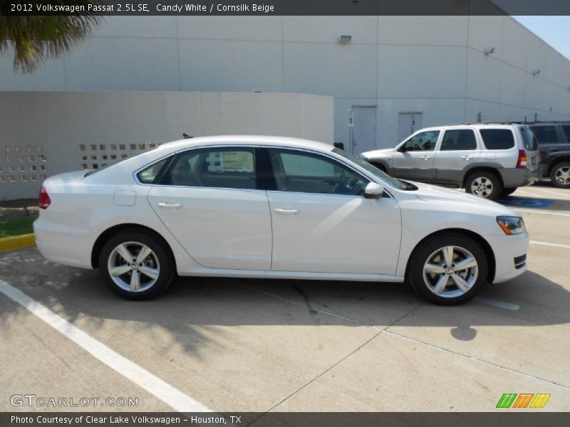 Candy White / Cornsilk Beige 2012 Volkswagen Passat 2.5L SE