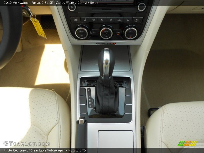 Candy White / Cornsilk Beige 2012 Volkswagen Passat 2.5L SE