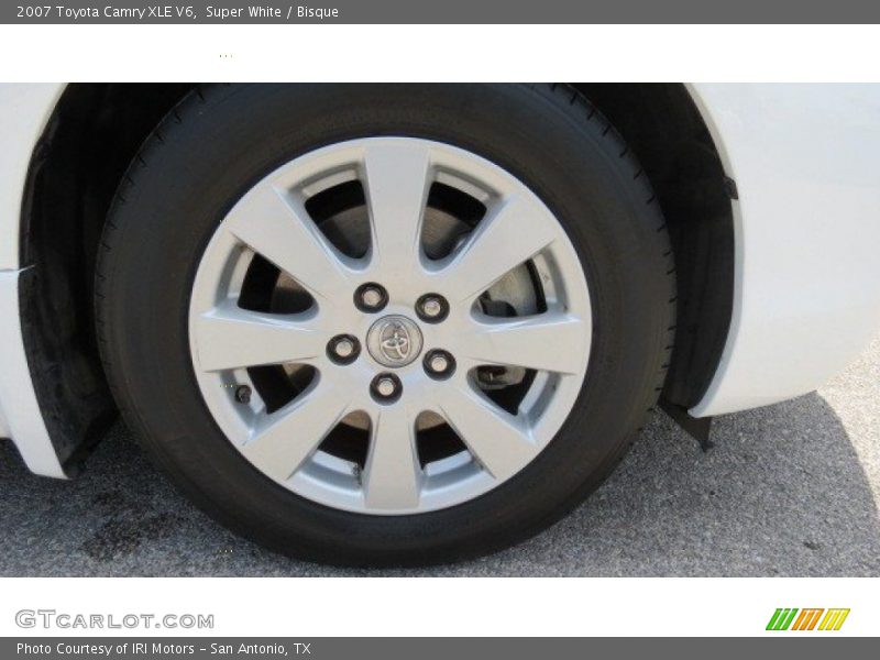 Super White / Bisque 2007 Toyota Camry XLE V6