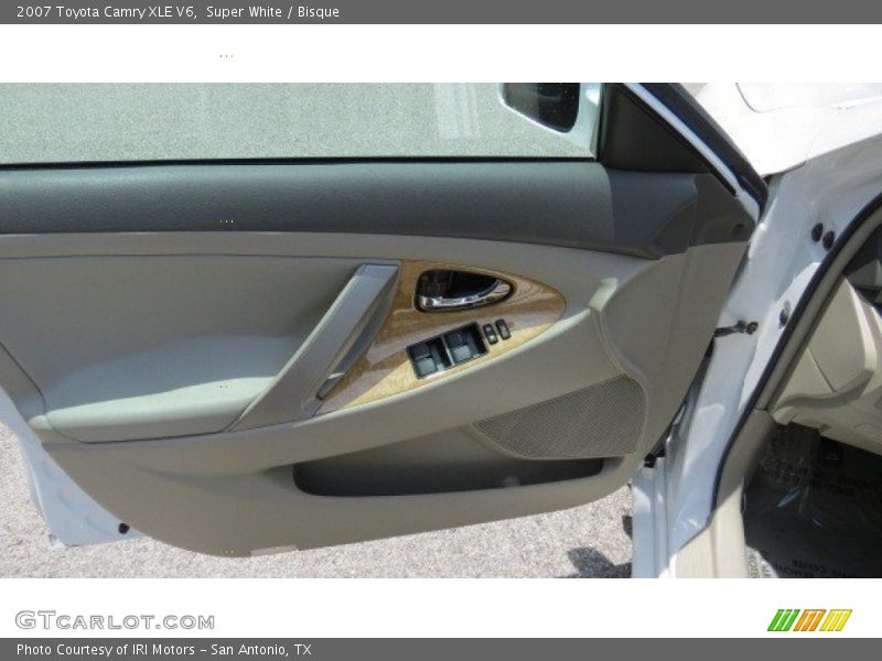 Super White / Bisque 2007 Toyota Camry XLE V6