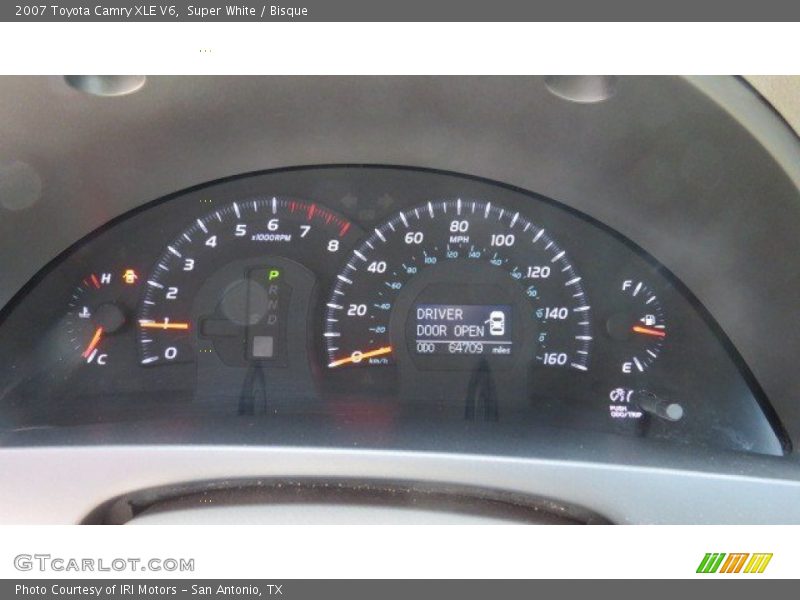 Super White / Bisque 2007 Toyota Camry XLE V6