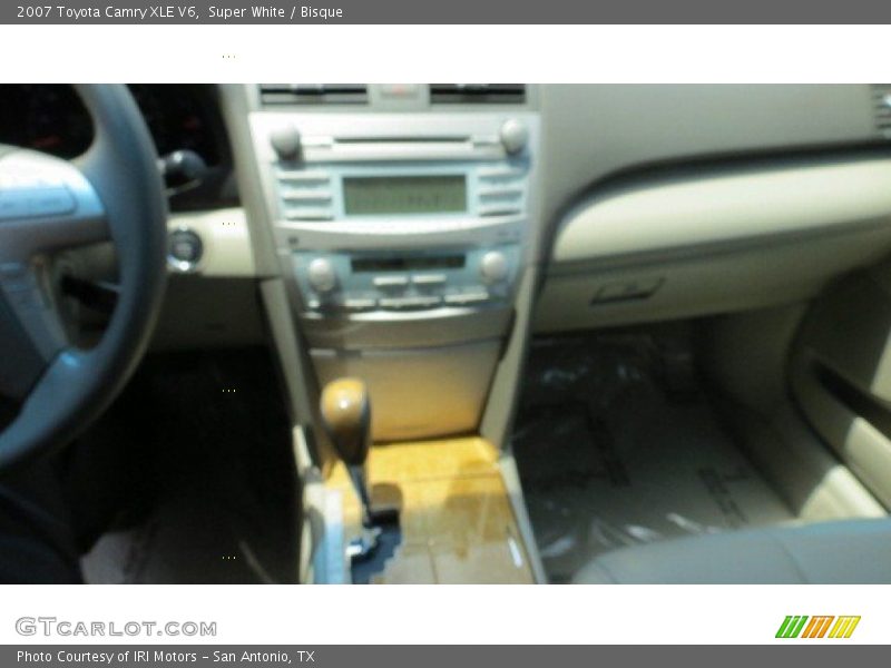 Super White / Bisque 2007 Toyota Camry XLE V6