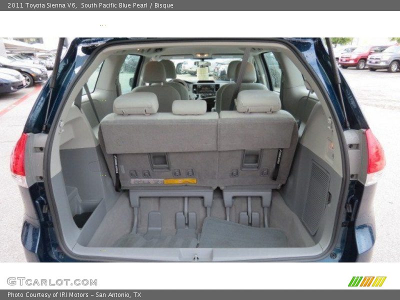 South Pacific Blue Pearl / Bisque 2011 Toyota Sienna V6