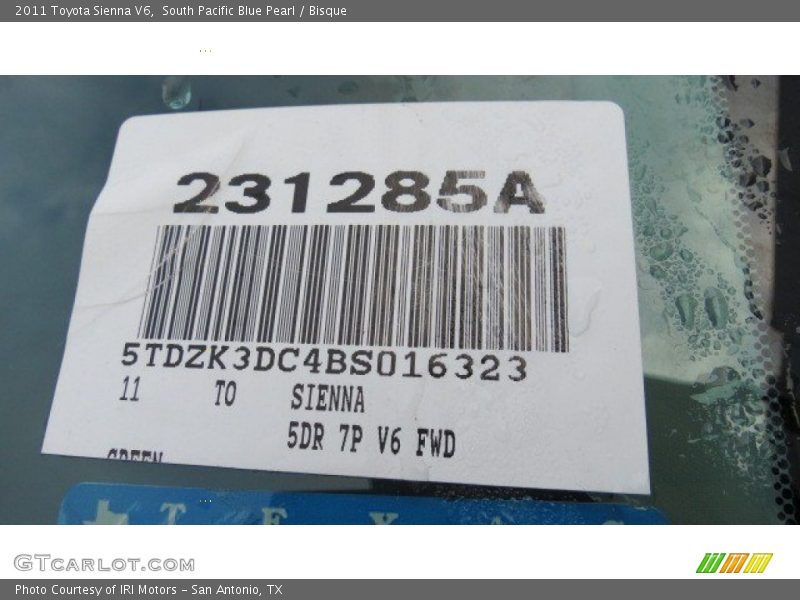South Pacific Blue Pearl / Bisque 2011 Toyota Sienna V6