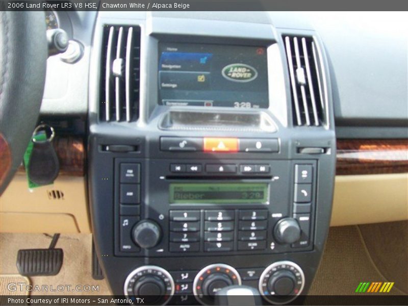 Chawton White / Alpaca Beige 2006 Land Rover LR3 V8 HSE
