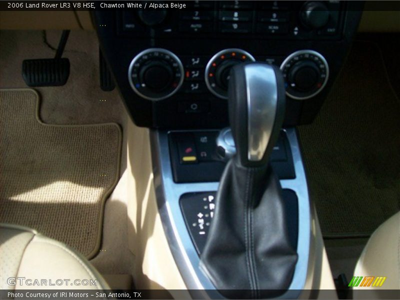 Chawton White / Alpaca Beige 2006 Land Rover LR3 V8 HSE