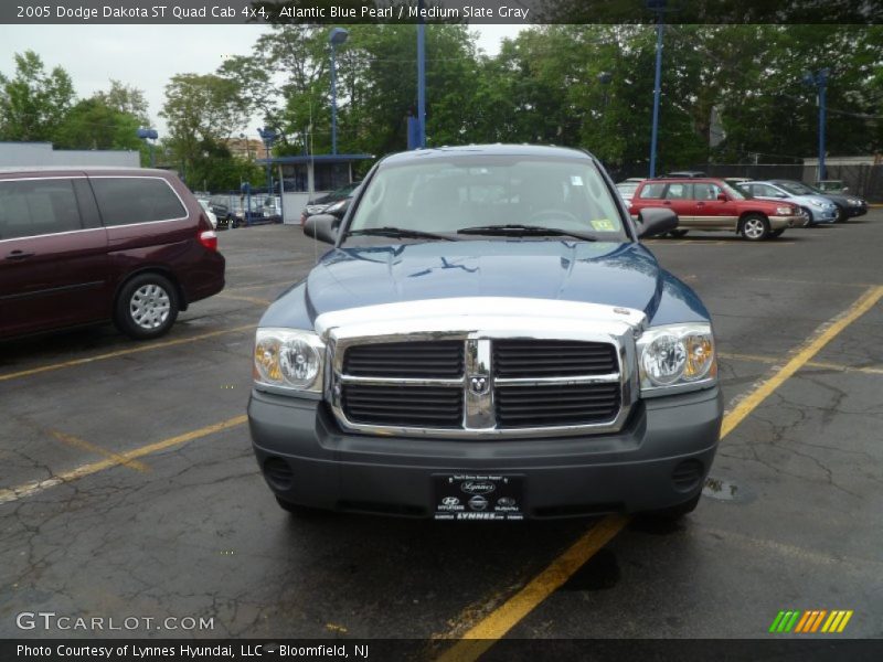 Atlantic Blue Pearl / Medium Slate Gray 2005 Dodge Dakota ST Quad Cab 4x4