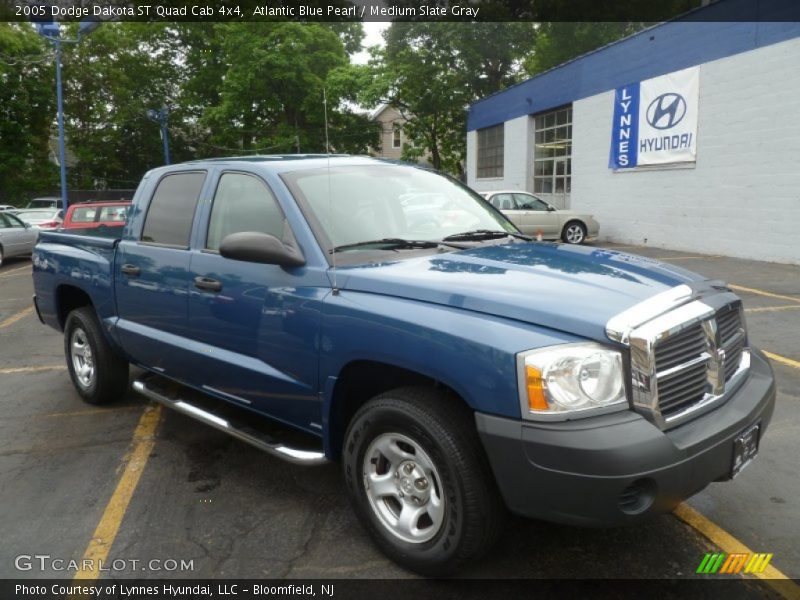 Atlantic Blue Pearl / Medium Slate Gray 2005 Dodge Dakota ST Quad Cab 4x4