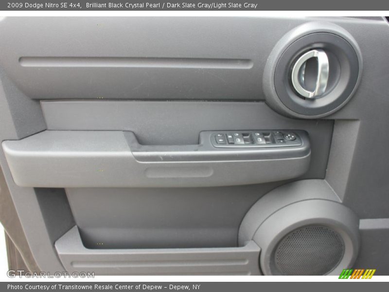 Brilliant Black Crystal Pearl / Dark Slate Gray/Light Slate Gray 2009 Dodge Nitro SE 4x4