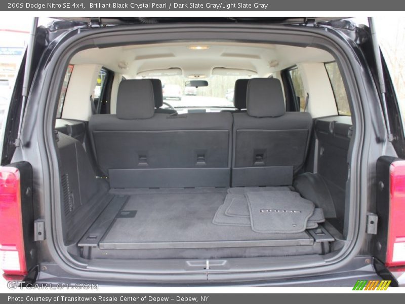 Brilliant Black Crystal Pearl / Dark Slate Gray/Light Slate Gray 2009 Dodge Nitro SE 4x4