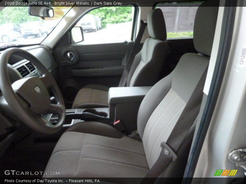 Bright Silver Metallic / Dark Slate Gray 2009 Dodge Nitro SE 4x4