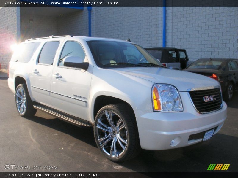 White Diamond Tricoat / Light Titanium 2012 GMC Yukon XL SLT