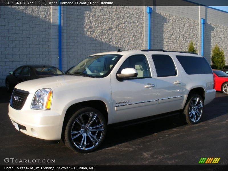 White Diamond Tricoat / Light Titanium 2012 GMC Yukon XL SLT
