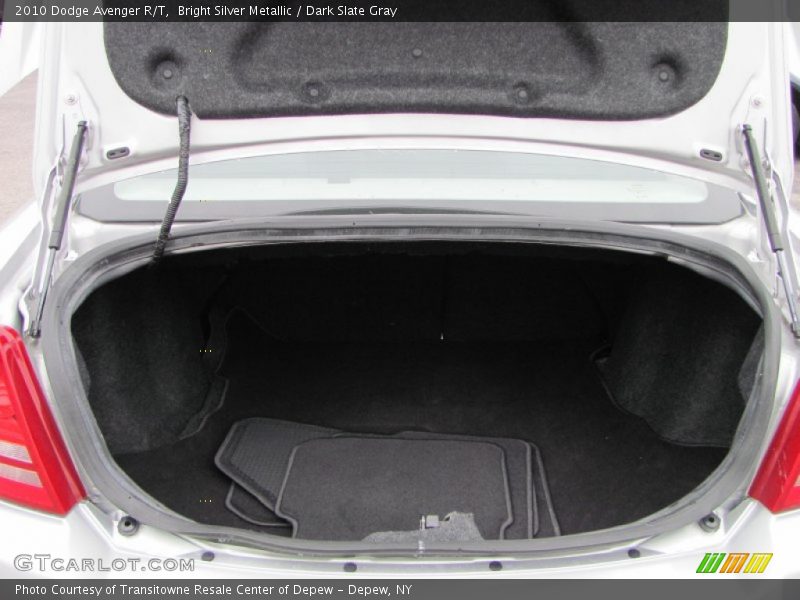 Bright Silver Metallic / Dark Slate Gray 2010 Dodge Avenger R/T