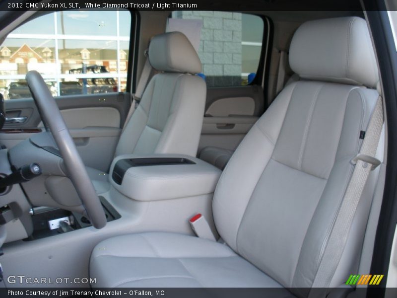 White Diamond Tricoat / Light Titanium 2012 GMC Yukon XL SLT
