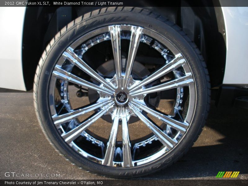 White Diamond Tricoat / Light Titanium 2012 GMC Yukon XL SLT