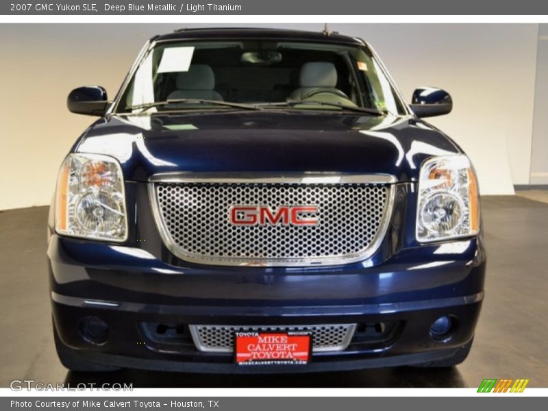 Deep Blue Metallic / Light Titanium 2007 GMC Yukon SLE