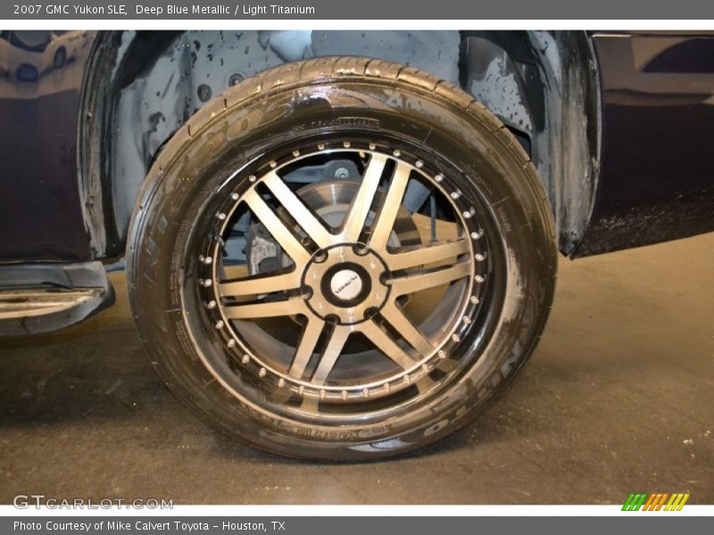 Deep Blue Metallic / Light Titanium 2007 GMC Yukon SLE