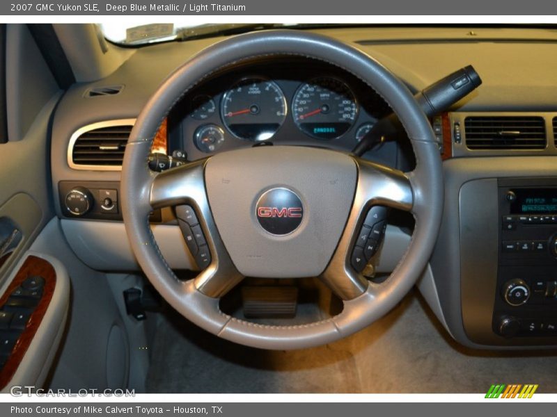 Deep Blue Metallic / Light Titanium 2007 GMC Yukon SLE
