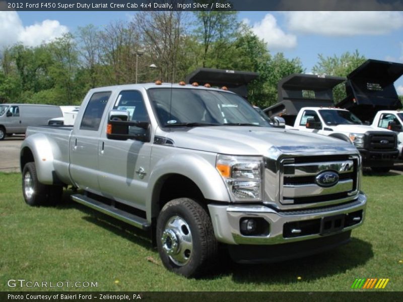 Front 3/4 View of 2012 F450 Super Duty Lariat Crew Cab 4x4 Dually