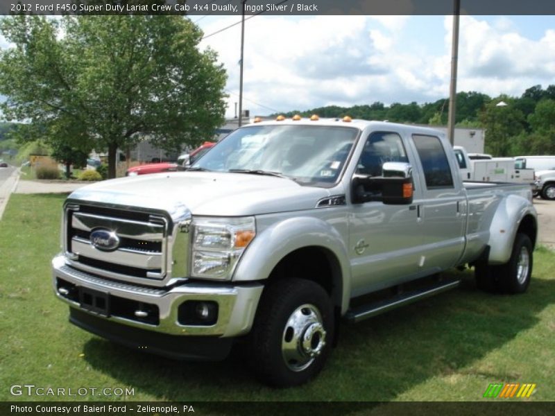 Front 3/4 View of 2012 F450 Super Duty Lariat Crew Cab 4x4 Dually