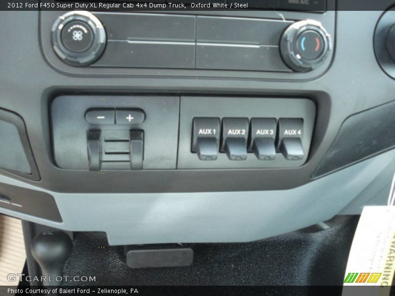 Controls of 2012 F450 Super Duty XL Regular Cab 4x4 Dump Truck