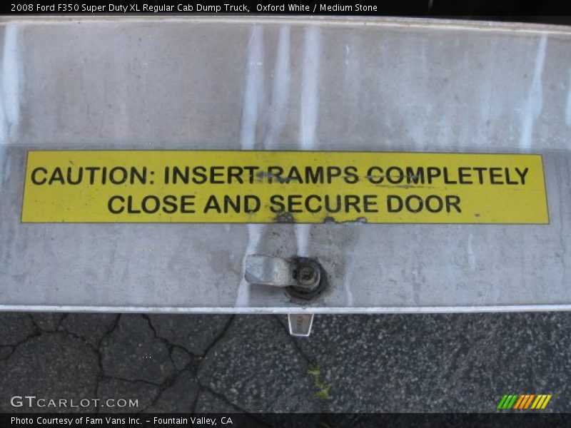 Oxford White / Medium Stone 2008 Ford F350 Super Duty XL Regular Cab Dump Truck