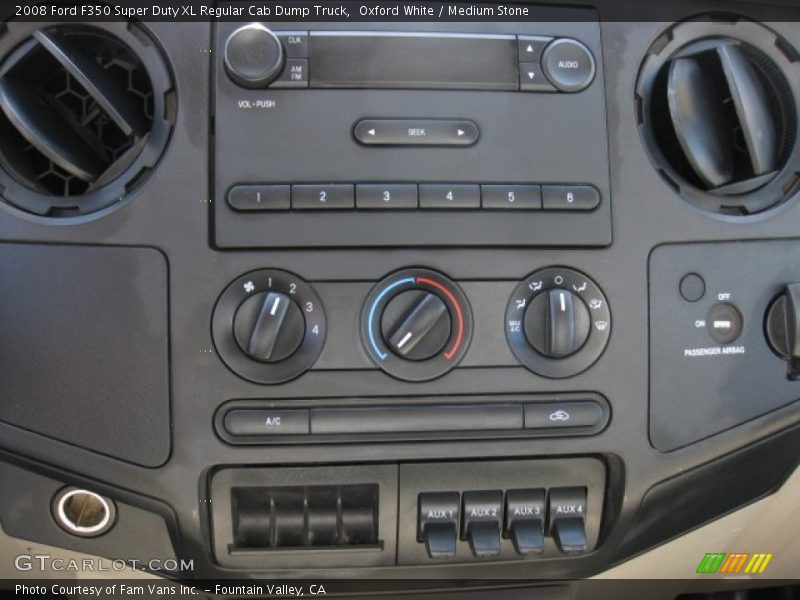 Controls of 2008 F350 Super Duty XL Regular Cab Dump Truck