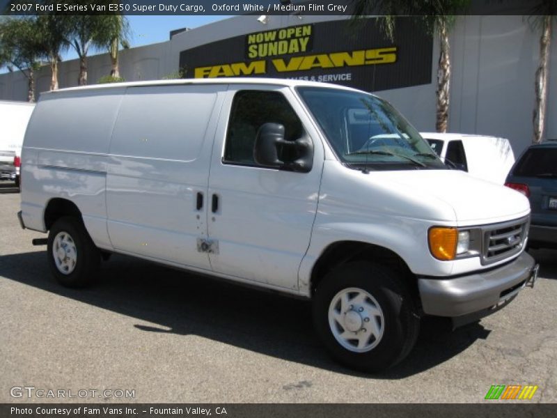 Oxford White / Medium Flint Grey 2007 Ford E Series Van E350 Super Duty Cargo