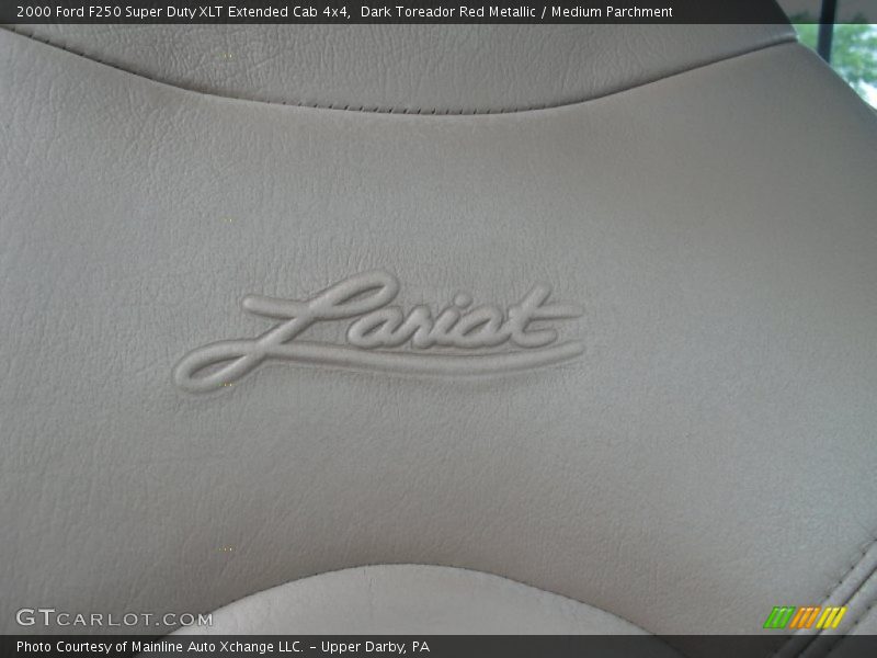 Dark Toreador Red Metallic / Medium Parchment 2000 Ford F250 Super Duty XLT Extended Cab 4x4