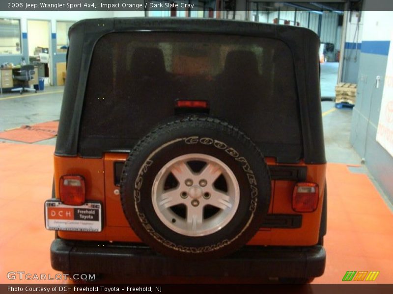 Impact Orange / Dark Slate Gray 2006 Jeep Wrangler Sport 4x4