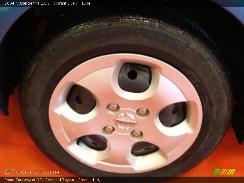  2004 Sentra 1.8 S Wheel