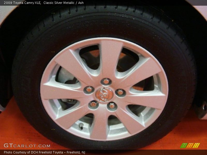 Classic Silver Metallic / Ash 2009 Toyota Camry XLE