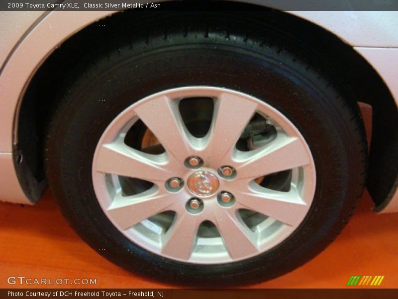 Classic Silver Metallic / Ash 2009 Toyota Camry XLE