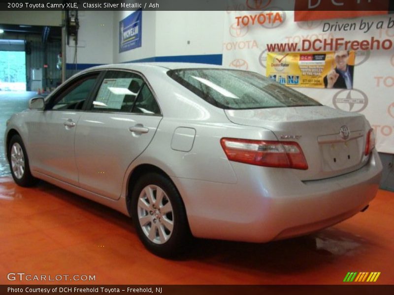 Classic Silver Metallic / Ash 2009 Toyota Camry XLE